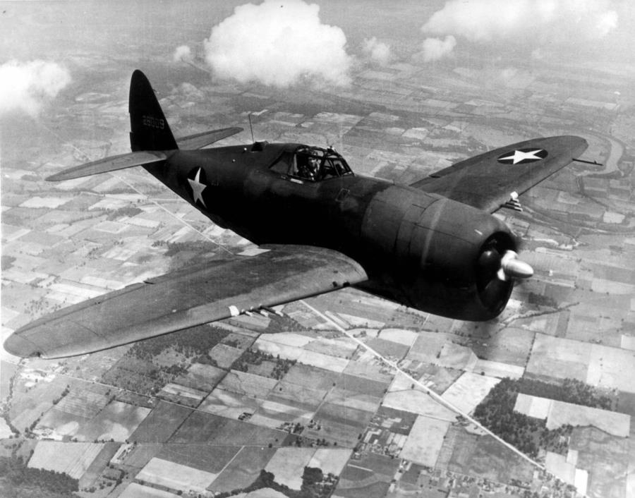 XP-47B, Prototype Thunderbolt - P-47 Razorback