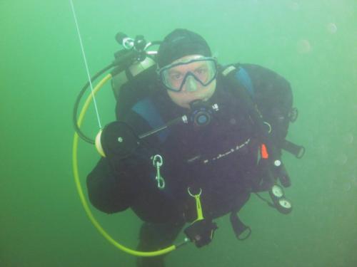 Cold water dive heats up enthusiasm for scuba