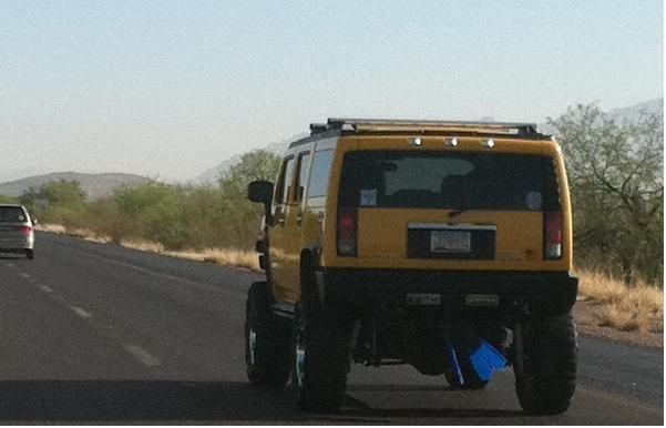 Hummer with fins