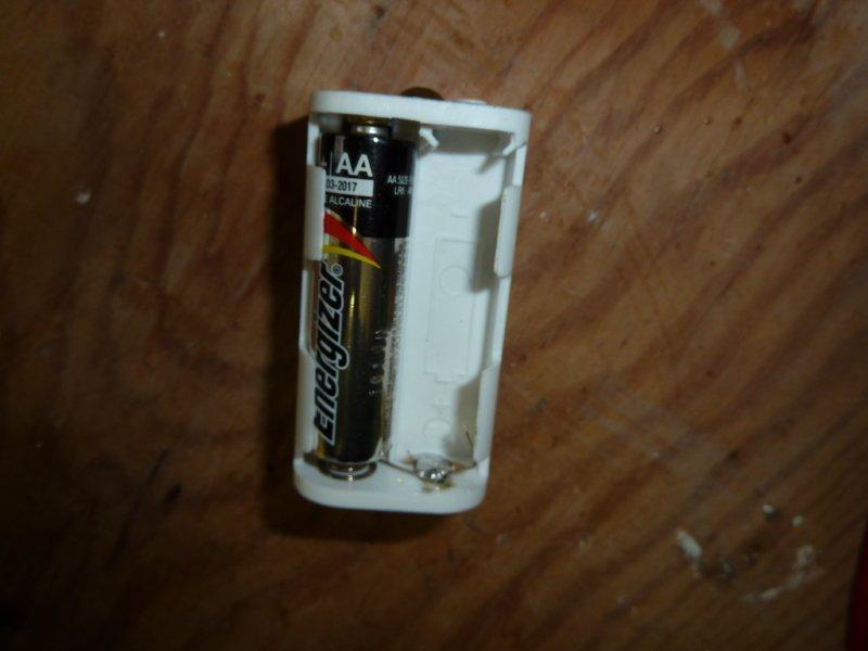 modify battery holder for only 3 cells